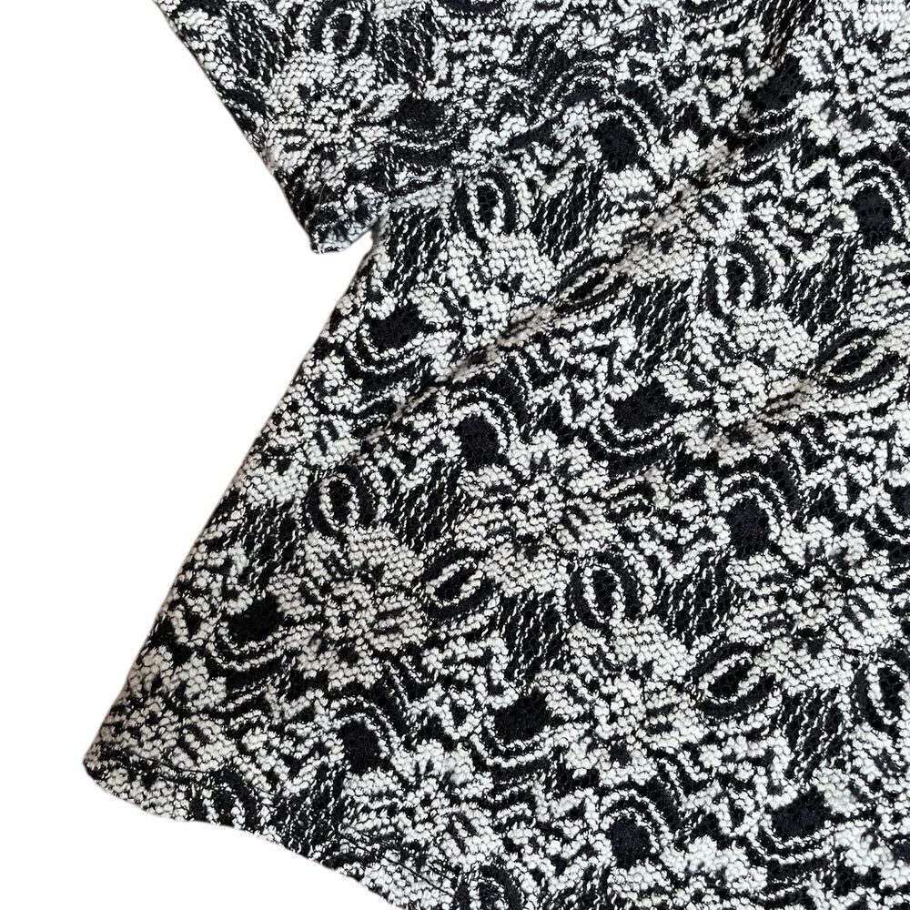 SUNDANCE Women's Black and White Patterned Blouse Size Small - Picture 4 of 9